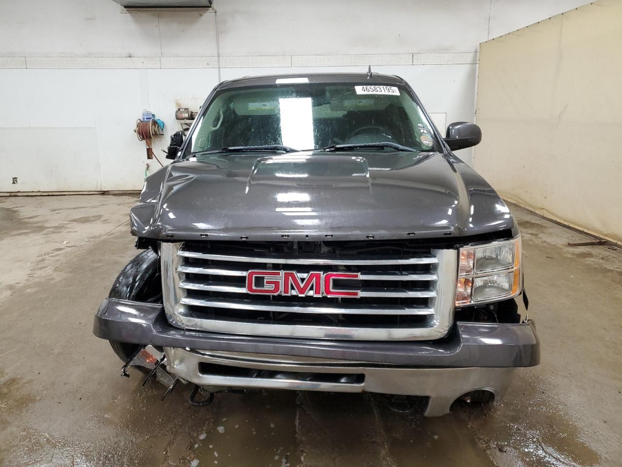 2011 GMC SIERRA K15 - Image 5