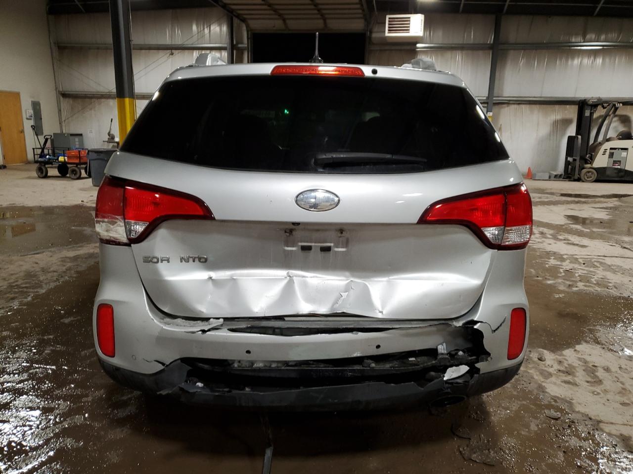 2015 KIA SORENTO LX - Image 6
