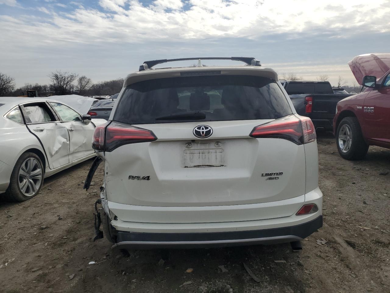 2018 TOYOTA RAV4 LIMIT - Фото 6