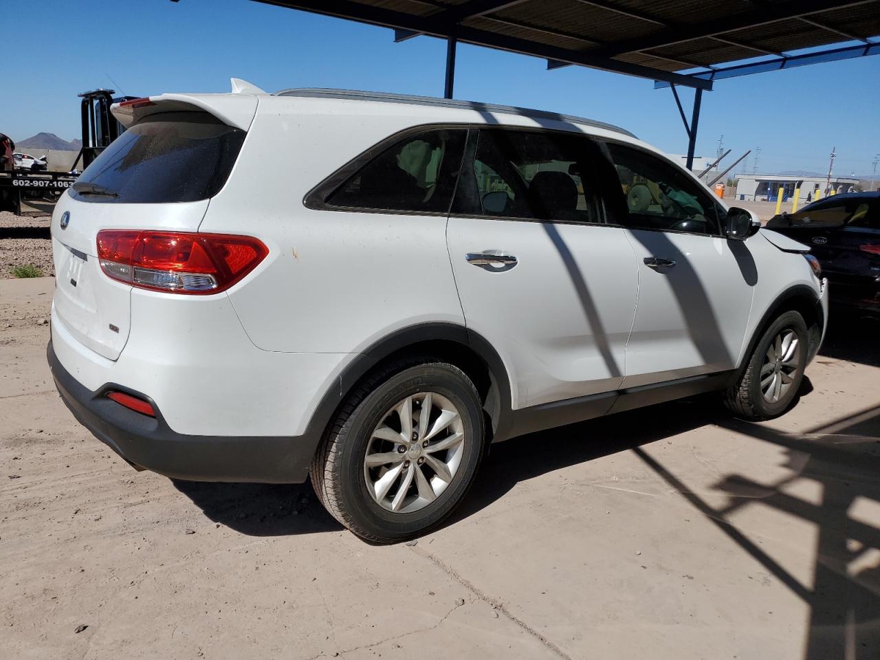 2017 KIA SORENTO LX - Фото 3