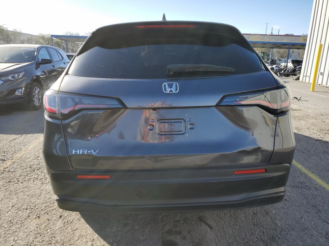 2025 HONDA HR-V LX - Image 6