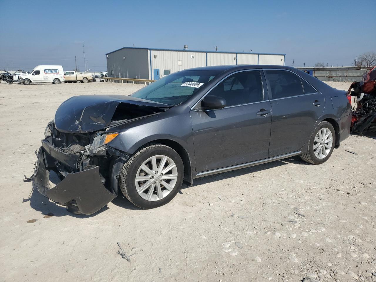 2014 TOYOTA CAMRY L