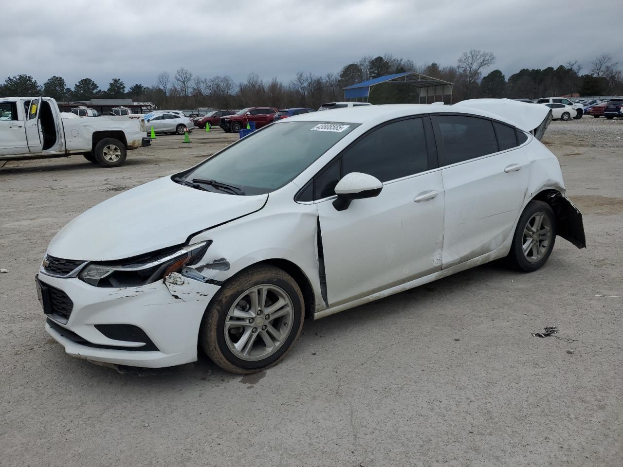 2017 CHEVROLET CRUZE LT