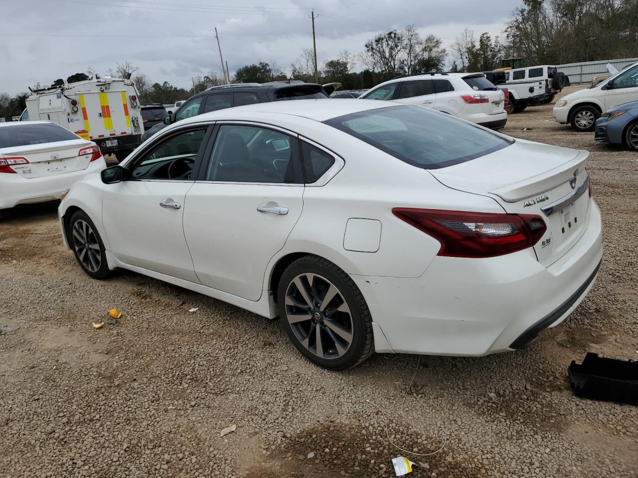 2017 NISSAN ALTIMA 2.5 - Фото 2