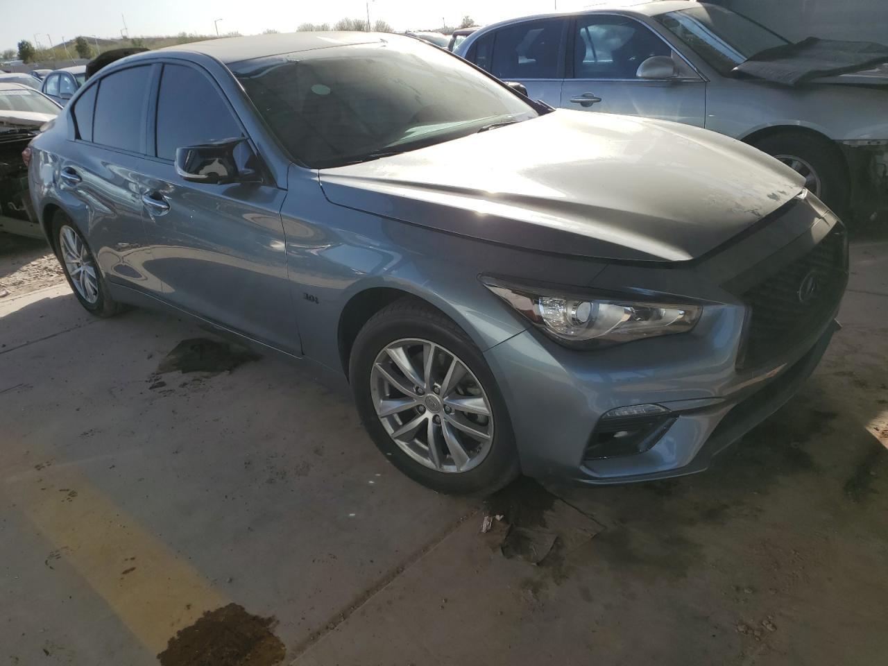 2018 INFINITI Q50 LUXE - Фото 4