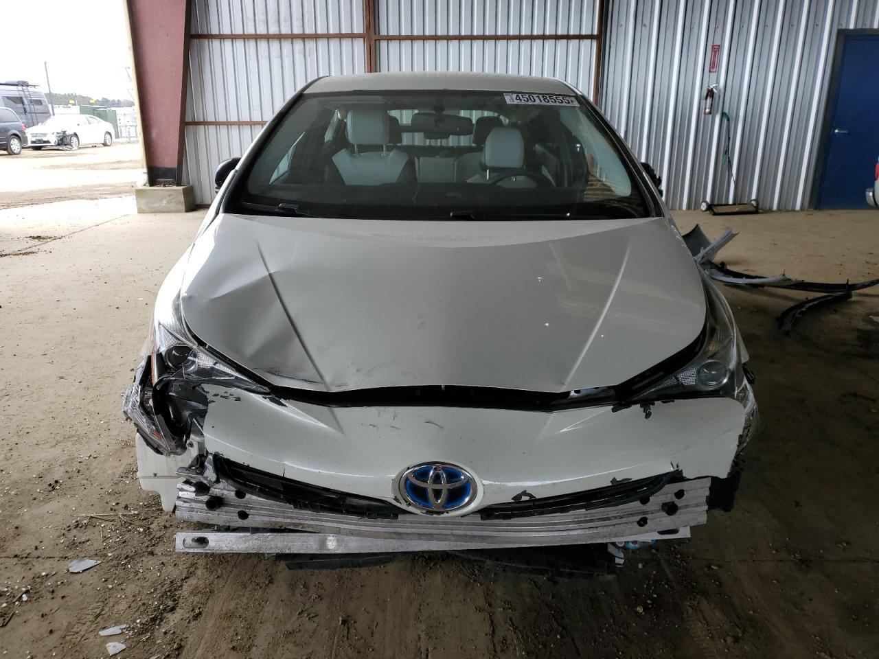 2016 TOYOTA PRIUS - Image 5