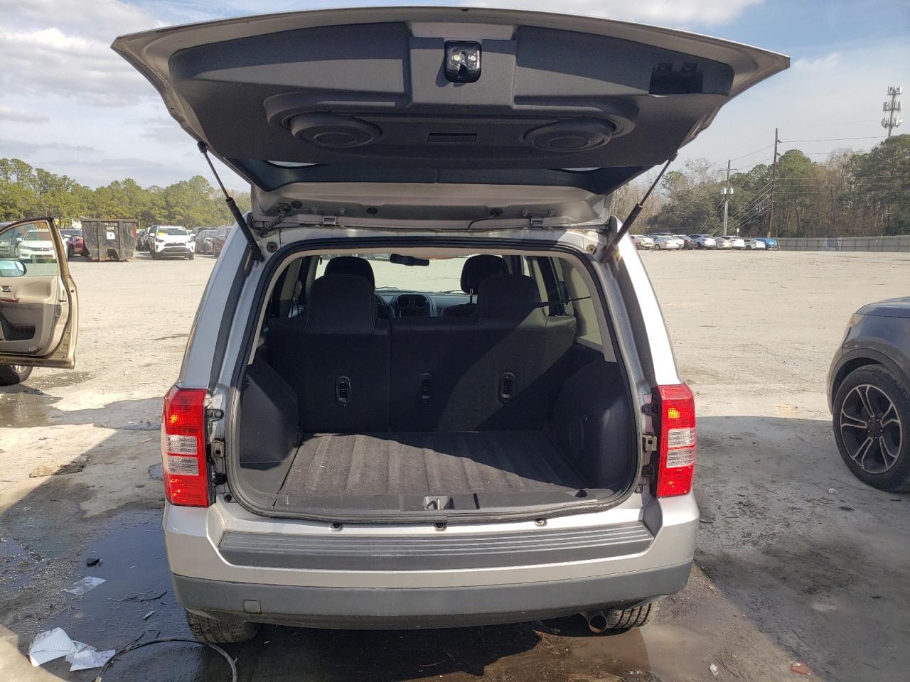 2015 JEEP PATRIOT LA - Фото 6