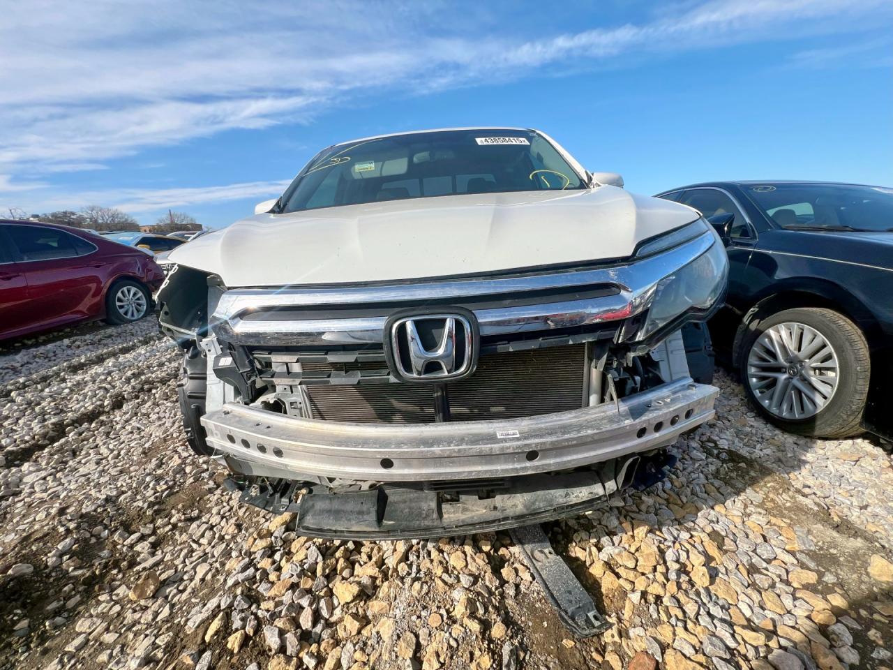 2019 HONDA RIDGELINE - Image 5
