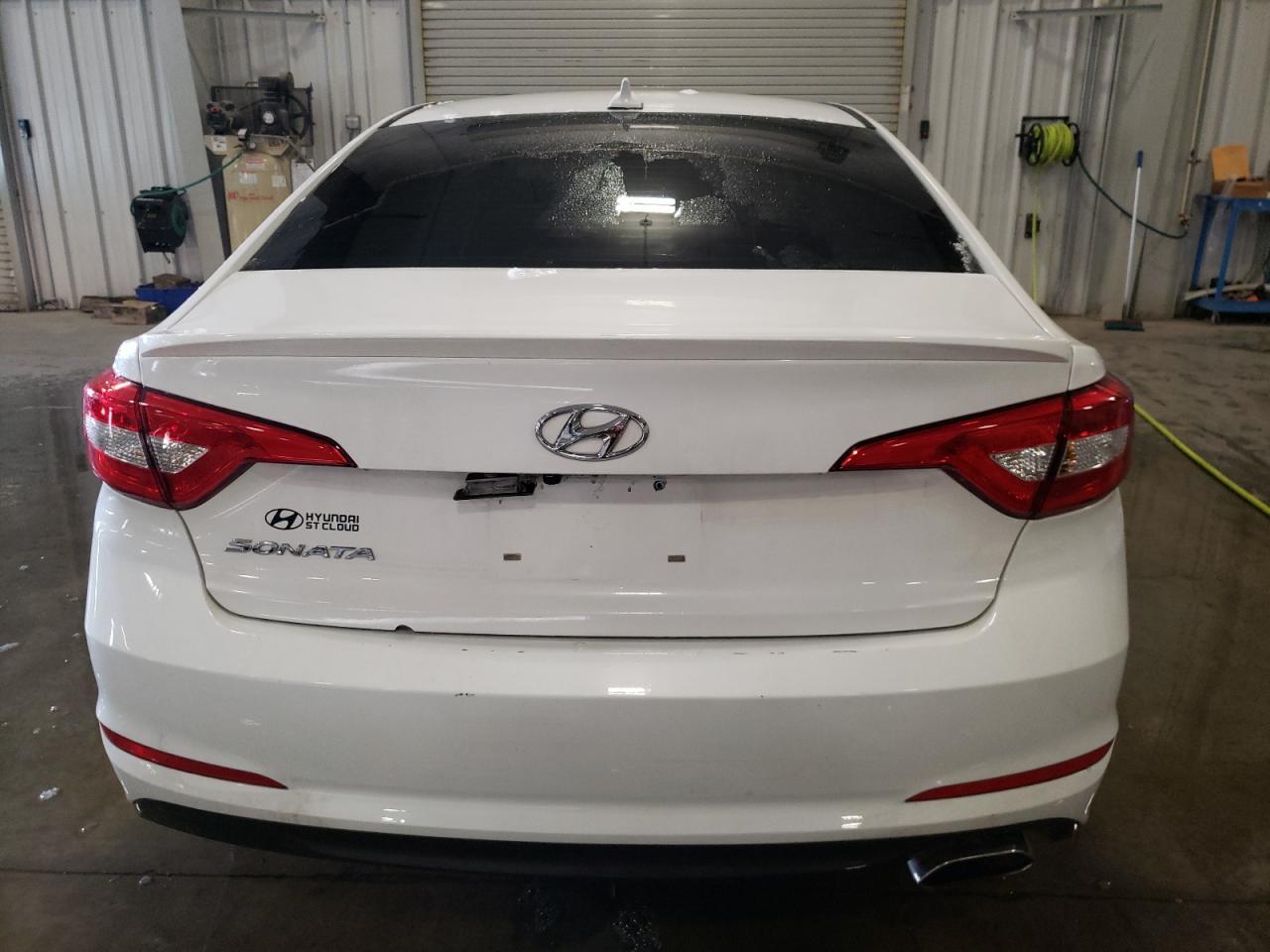 2017 HYUNDAI SONATA SE - Фото 6