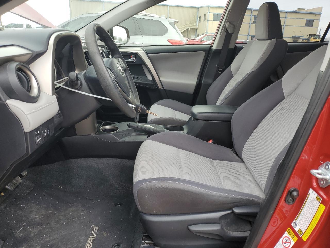 2015 TOYOTA RAV4 XLE - Фото 7
