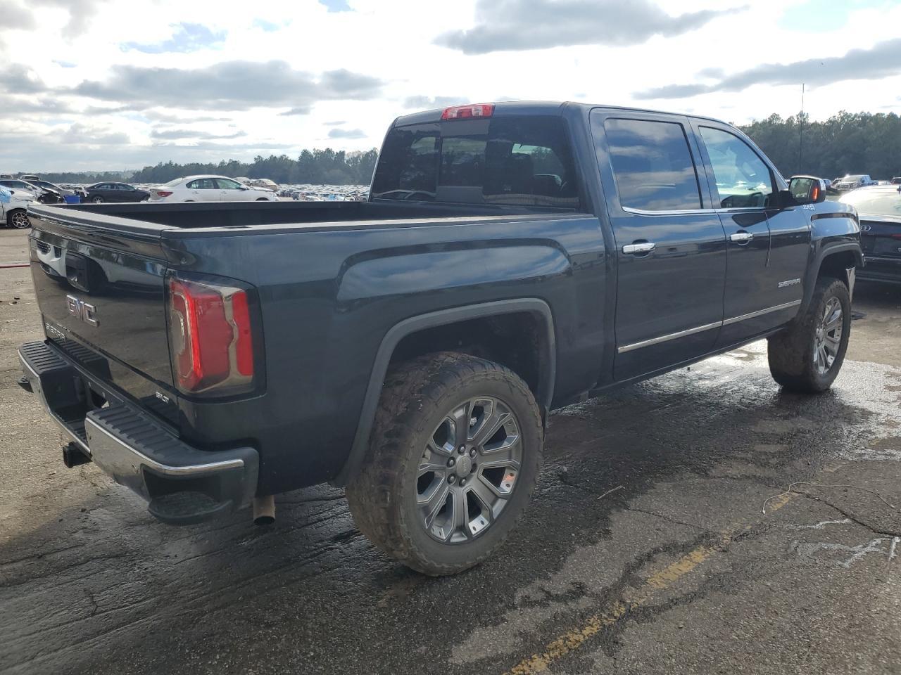2017 GMC SIERRA K15 - Фото 3