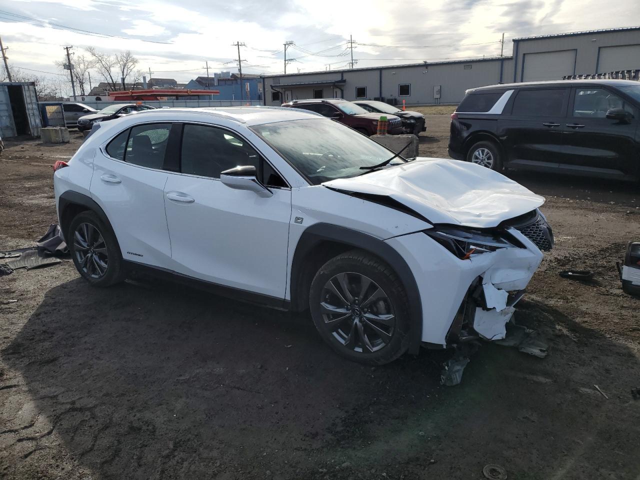 2020 LEXUS UX 250H - Фото 4