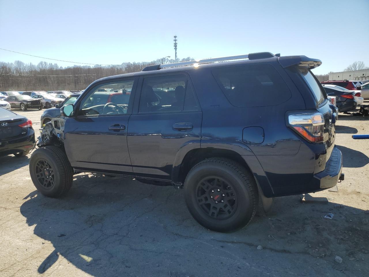 2024 TOYOTA 4RUNNER SR - Image 2