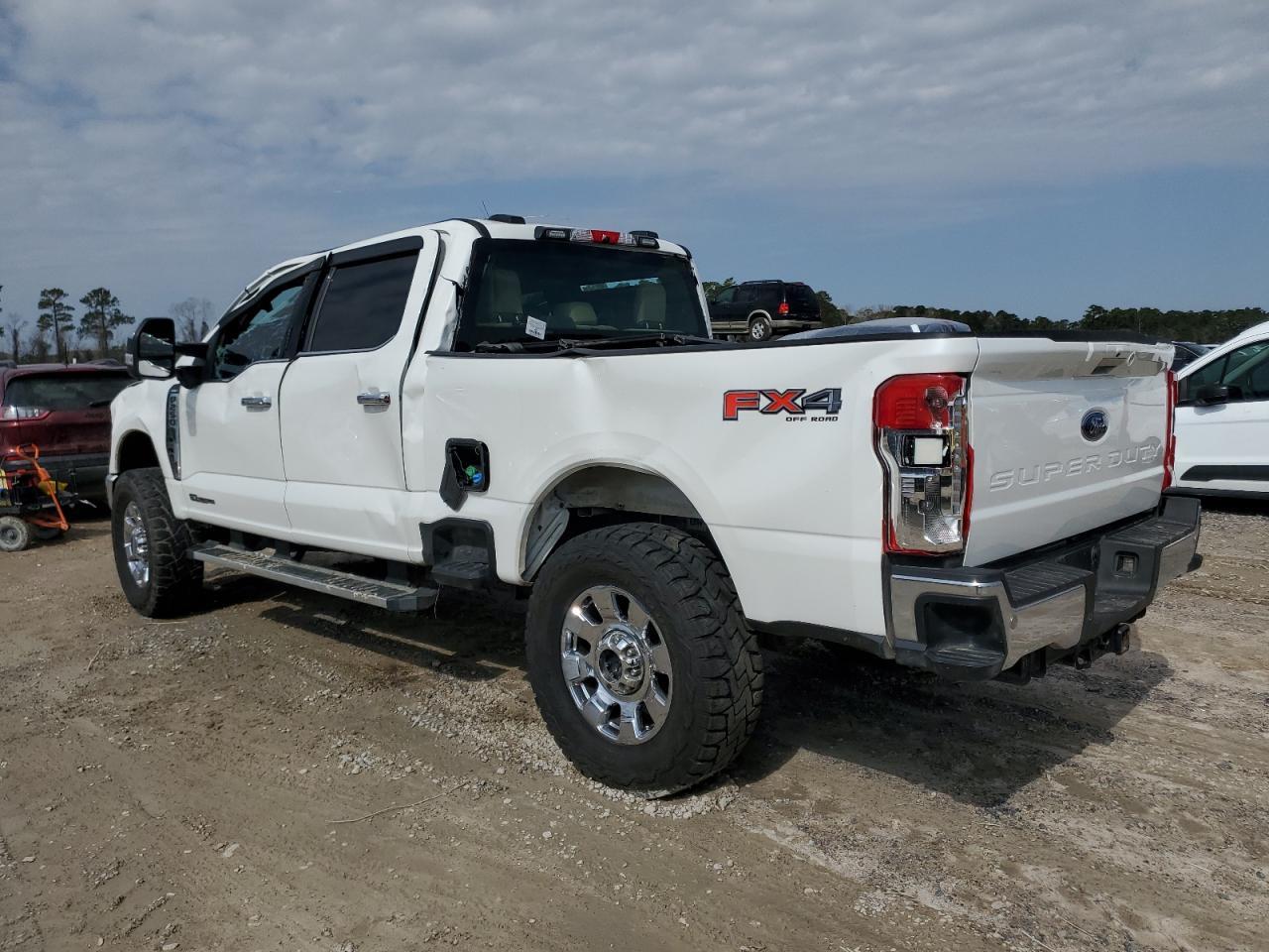 2024 FORD F250 SUPER - Image 2