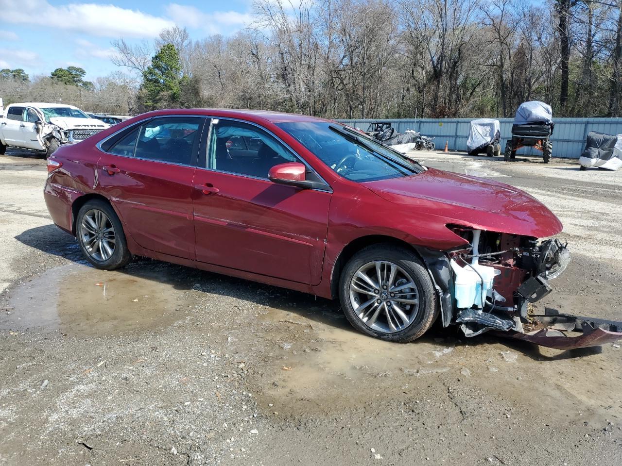2016 TOYOTA CAMRY LE - Image 4