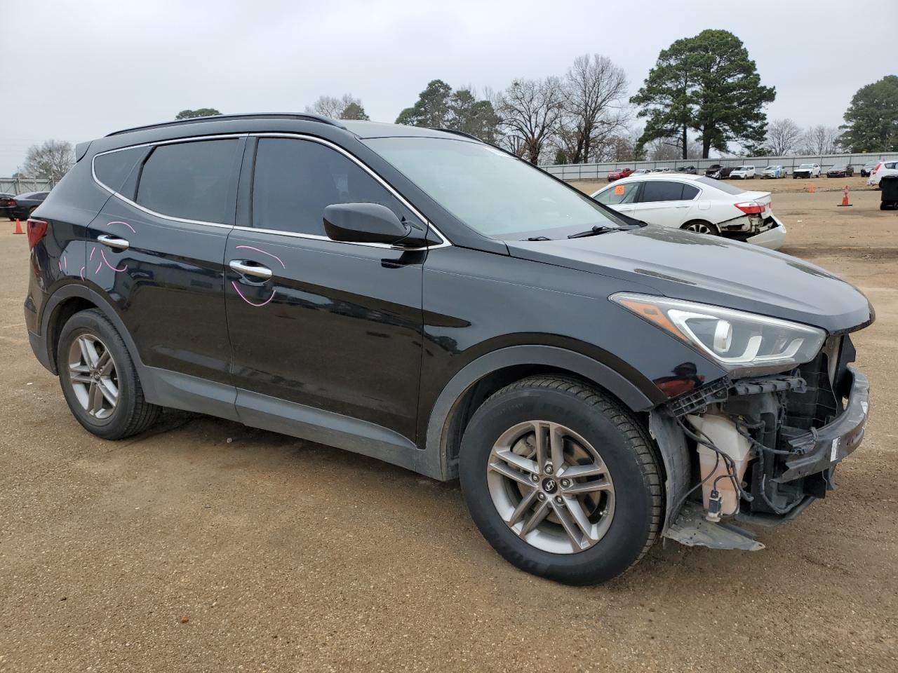 2017 HYUNDAI SANTA FE S - Image 4