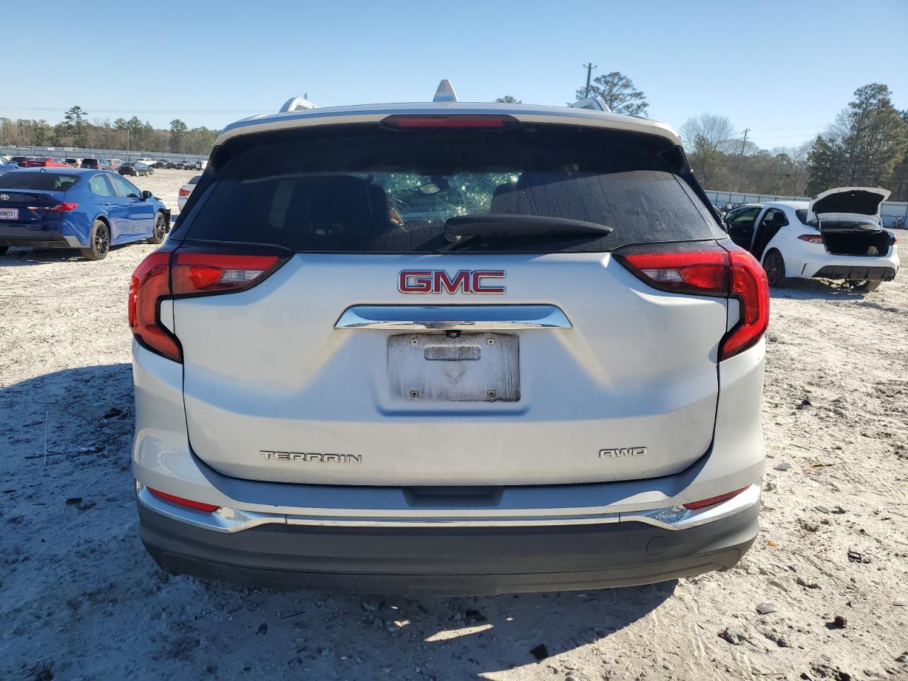 2019 GMC TERRAIN SL - Image 6