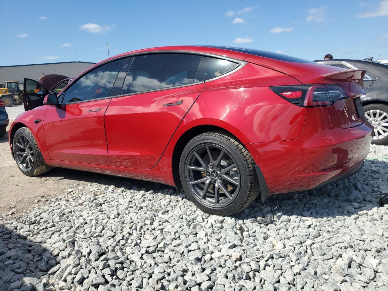 2019 TESLA MODEL 3 - Фото 2