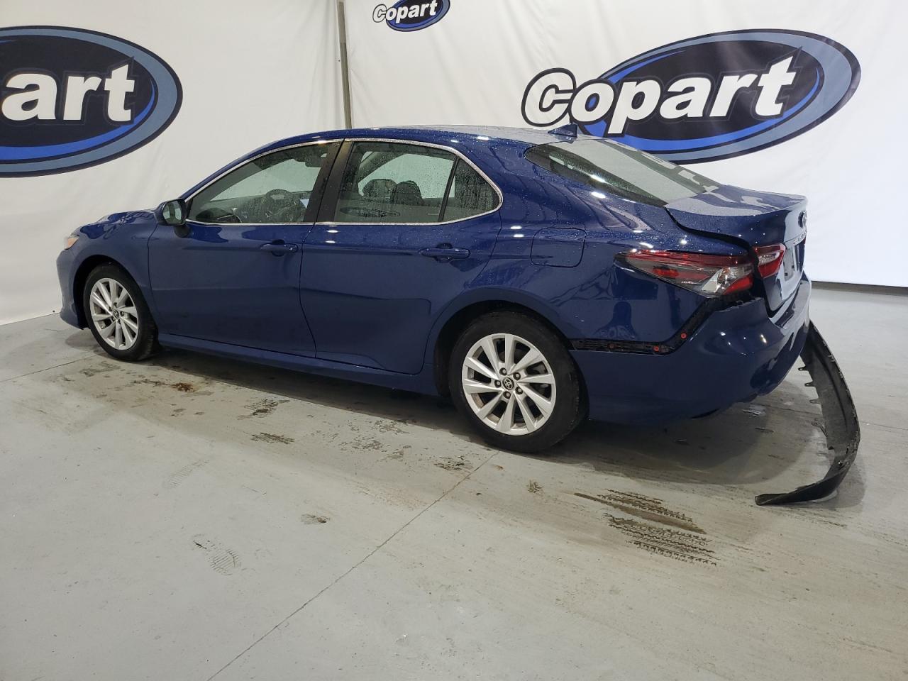 2024 TOYOTA CAMRY LE - Фото 2
