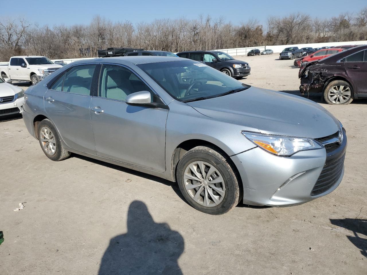 2017 TOYOTA CAMRY LE - Image 4