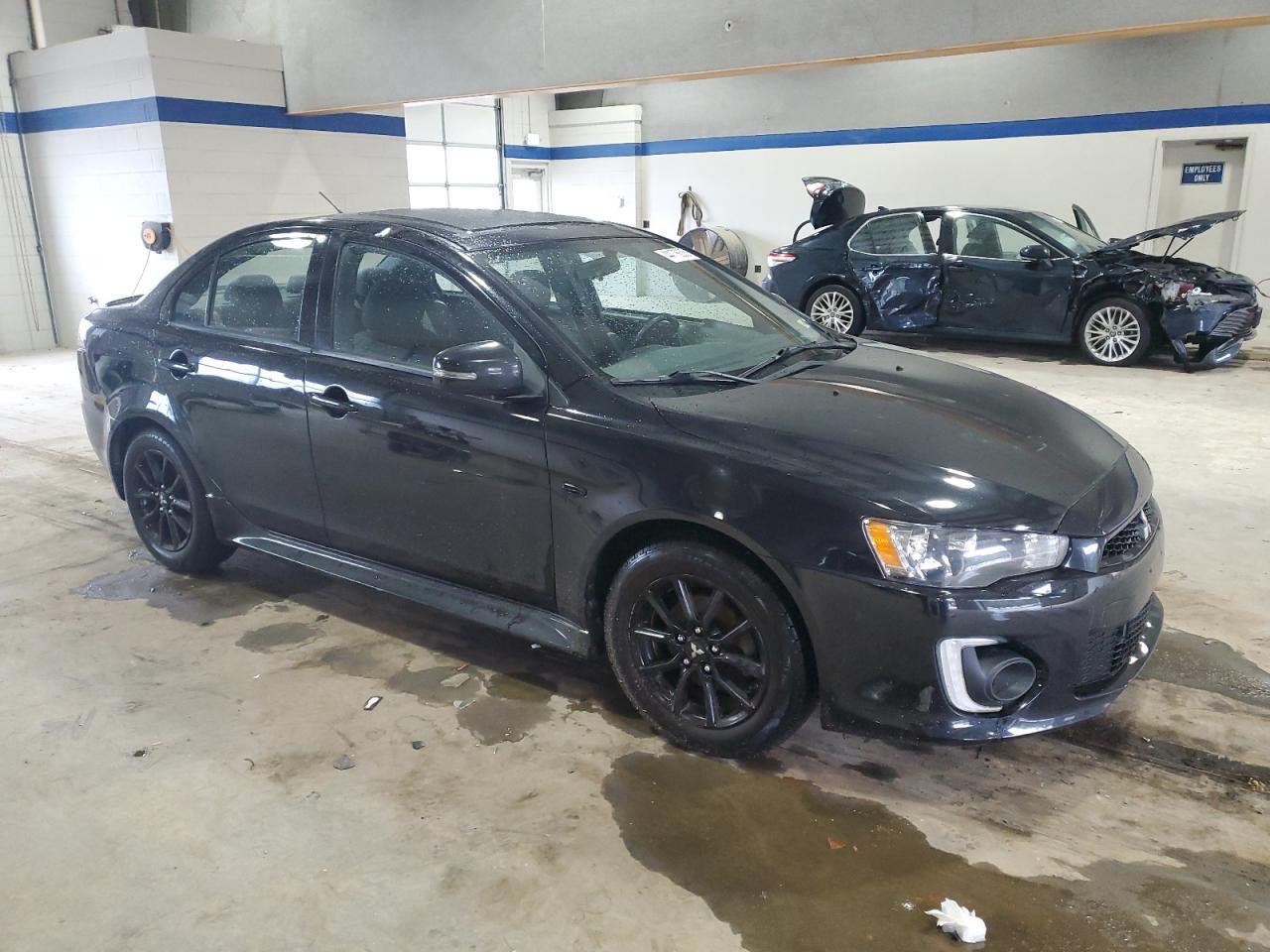 2017 MITSUBISHI LANCER ES - Image 4
