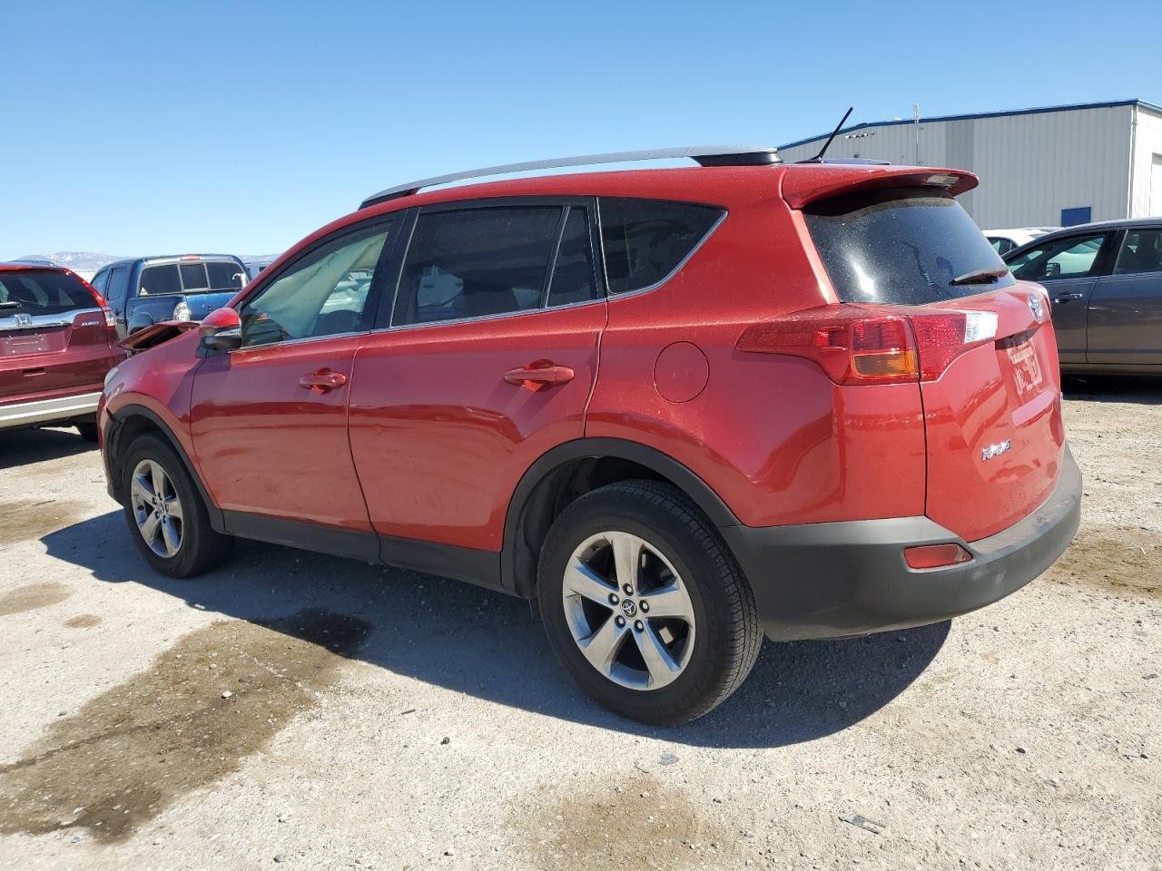 2015 TOYOTA RAV4 XLE - Фото 2
