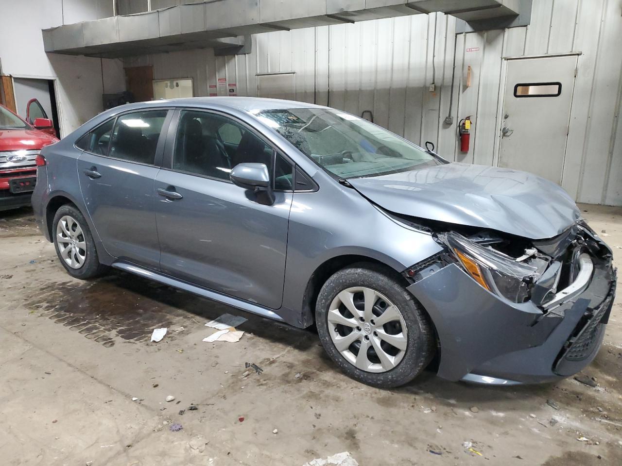 2021 TOYOTA COROLLA LE - Фото 4