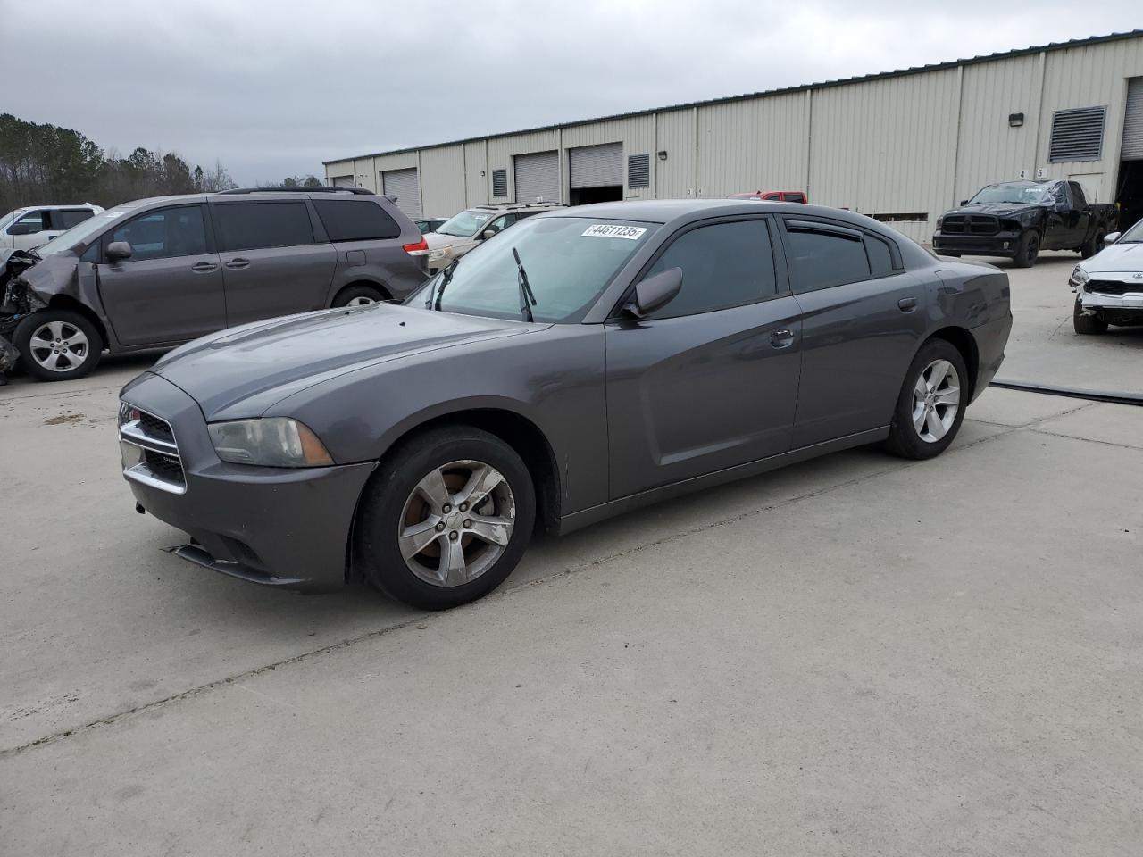 2013 DODGE CHARGER SE