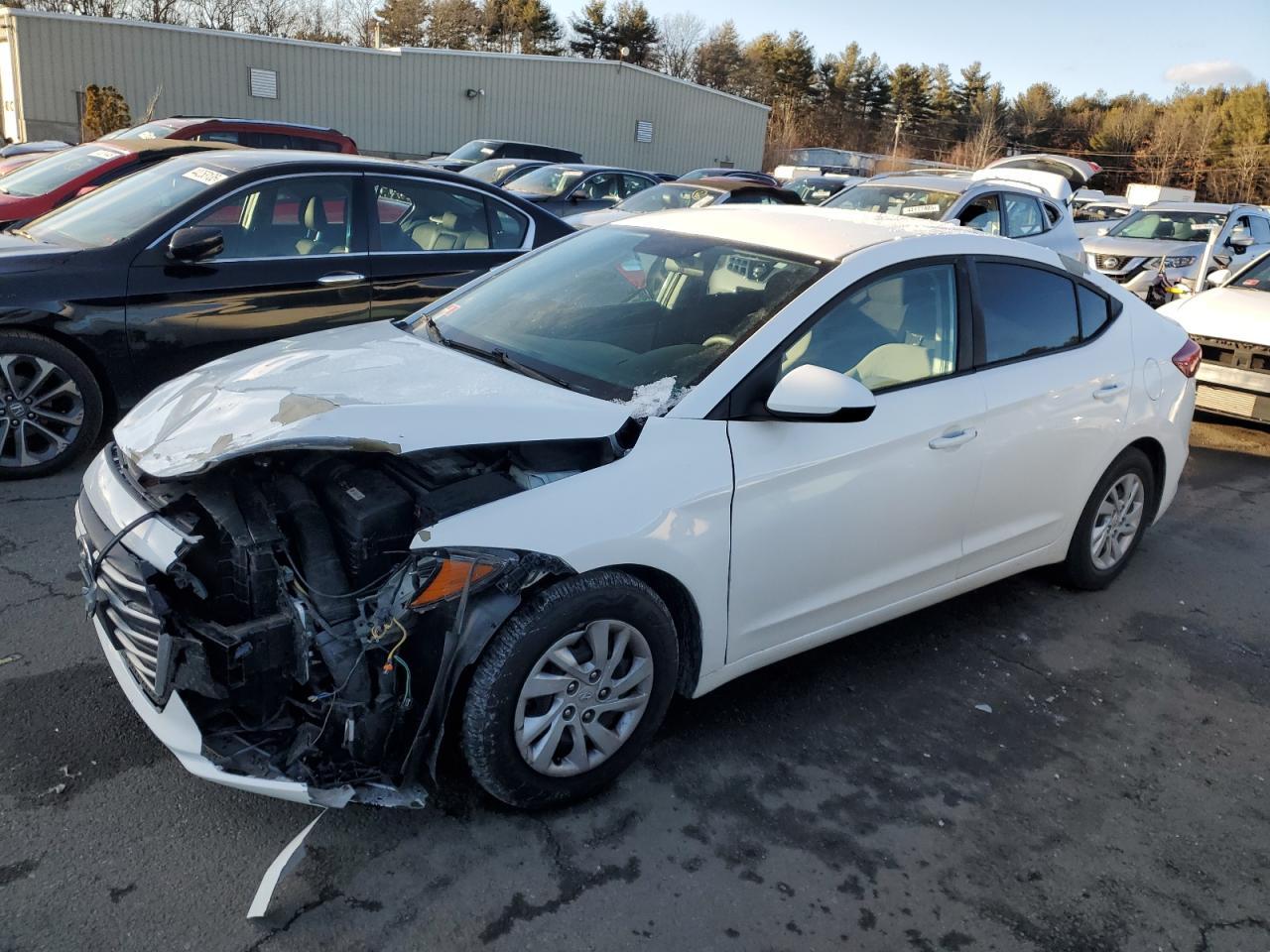 2017 HYUNDAI ELANTRA SE