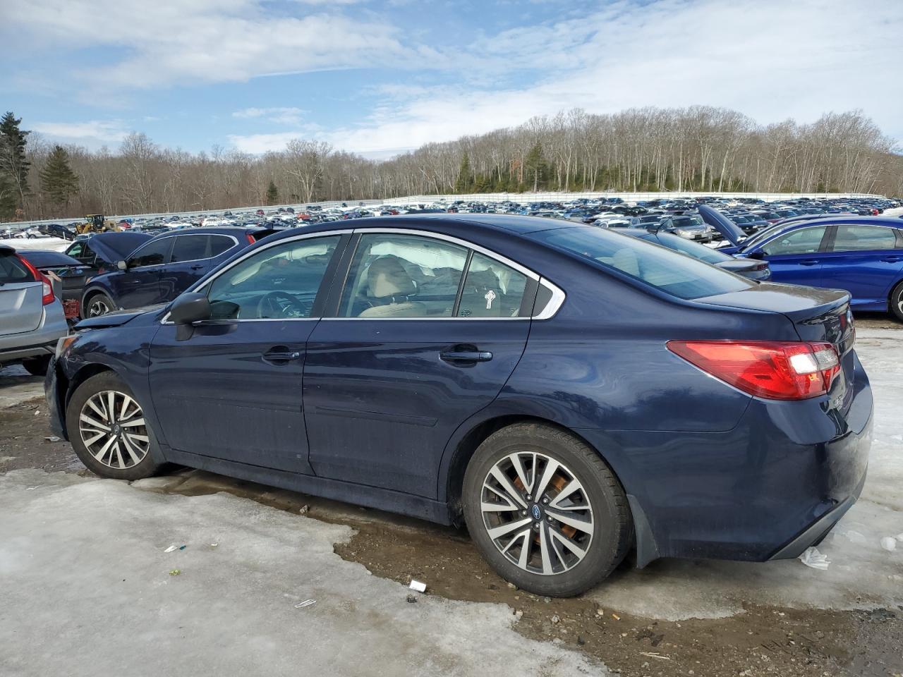 2018 SUBARU LEGACY 2.5 - Фото 2