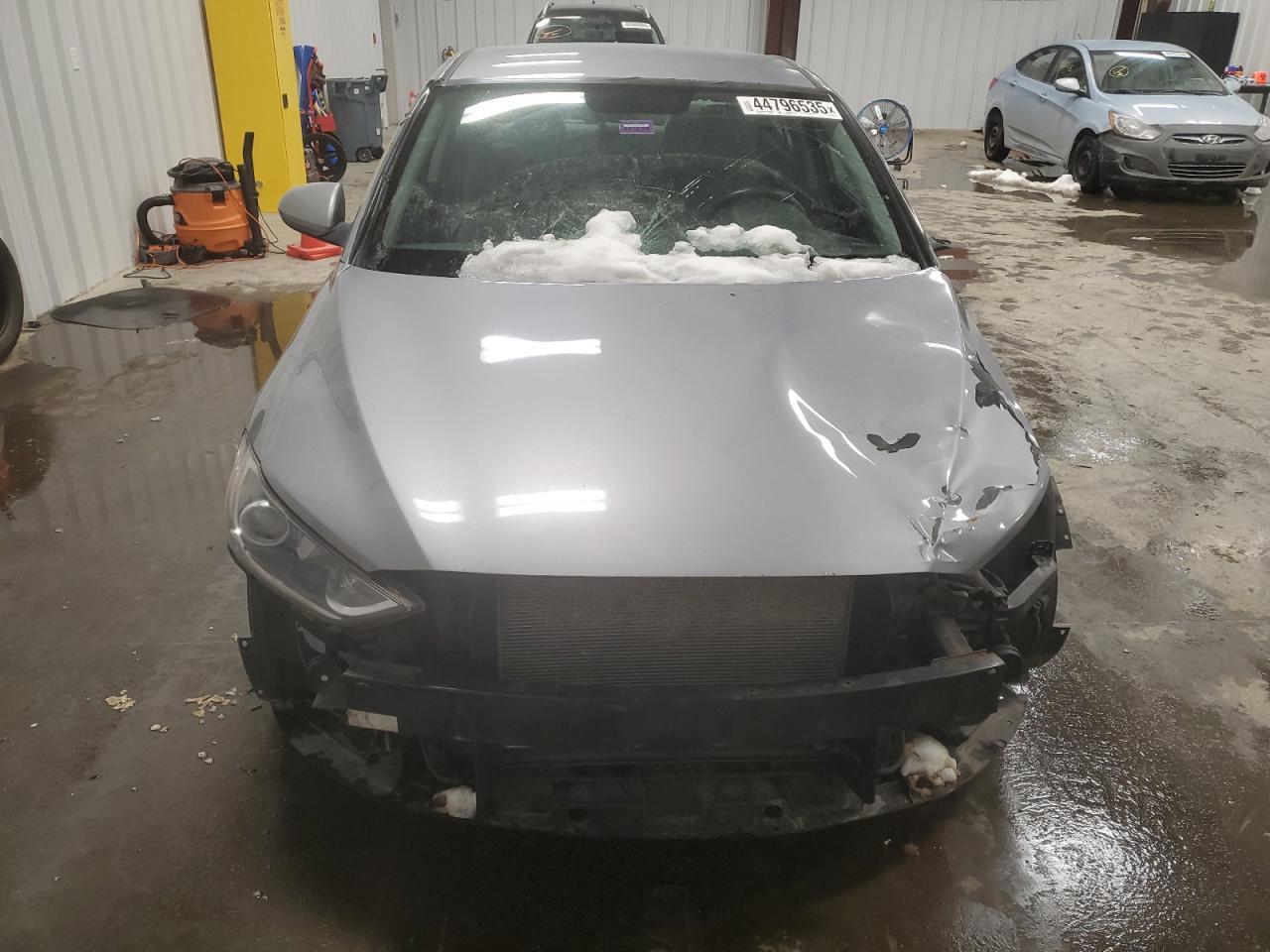 2017 HYUNDAI ELANTRA SE - Image 5