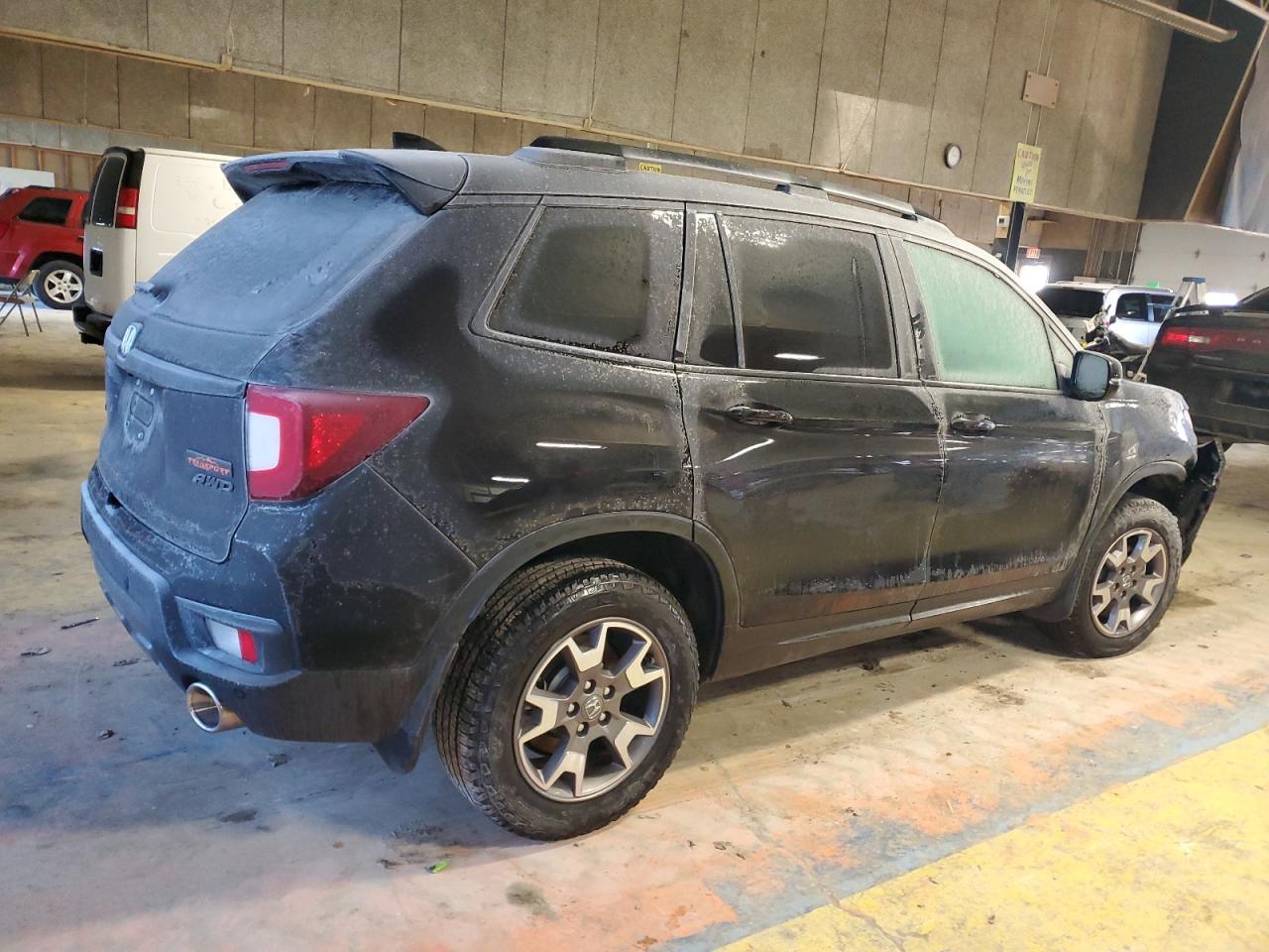 2023 HONDA PASSPORT T - Фото 3