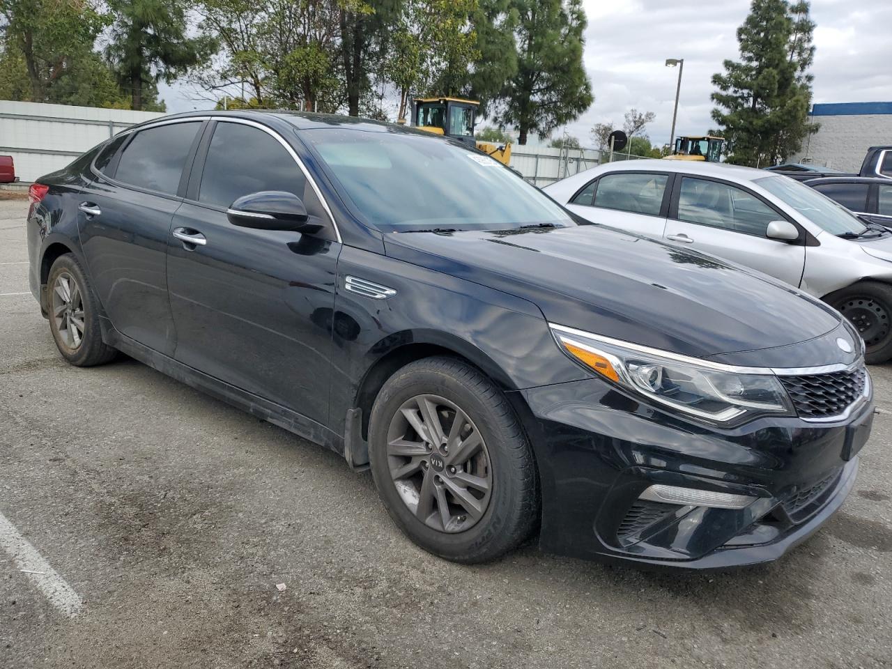 2020 KIA OPTIMA LX - Фото 4