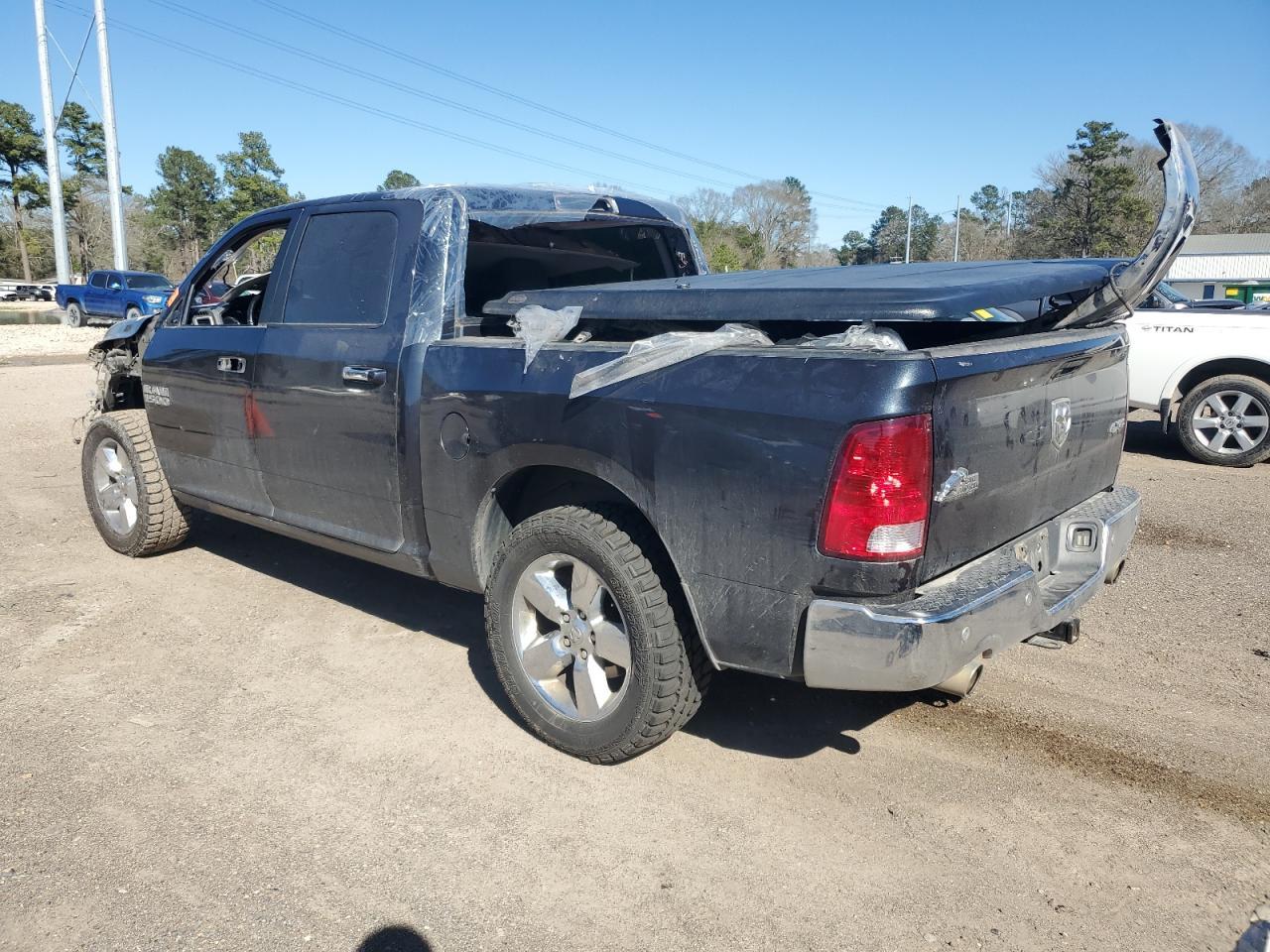 2017 RAM 1500 SLT - Image 2
