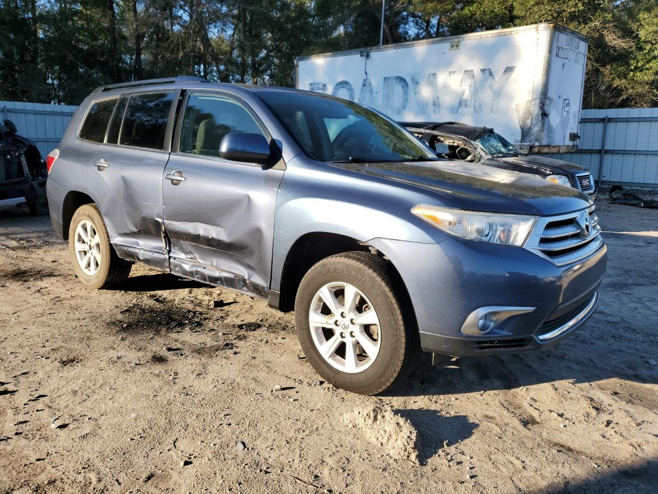 2012 TOYOTA HIGHLANDER - Фото 4