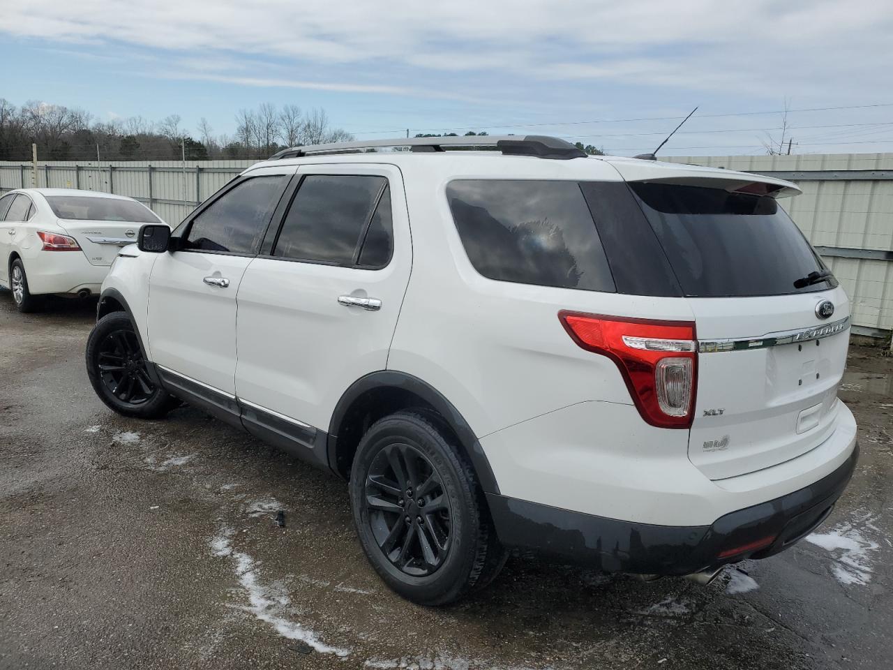 2013 FORD EXPLORER X - Фото 2