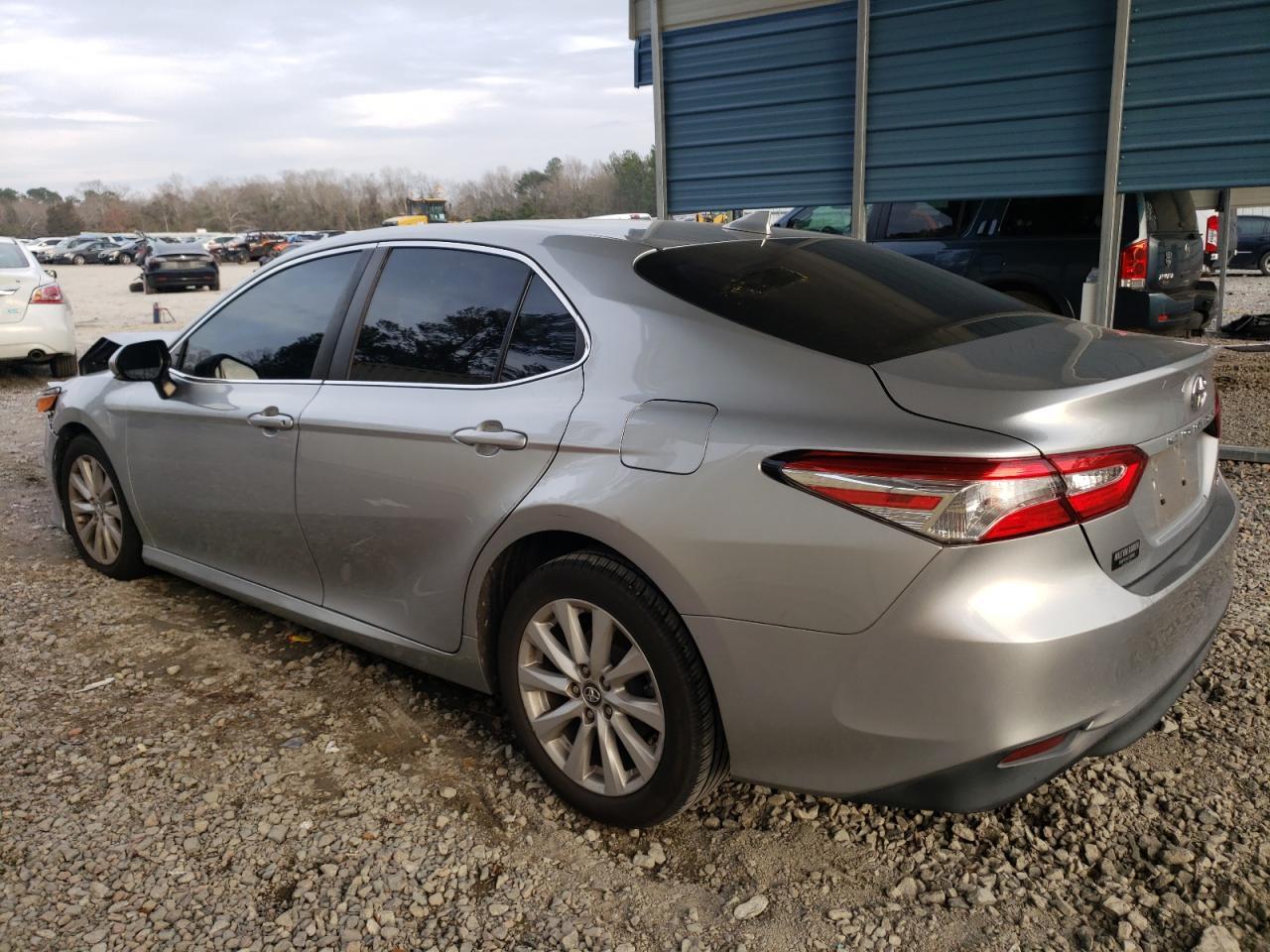 2018 TOYOTA CAMRY L - Фото 2