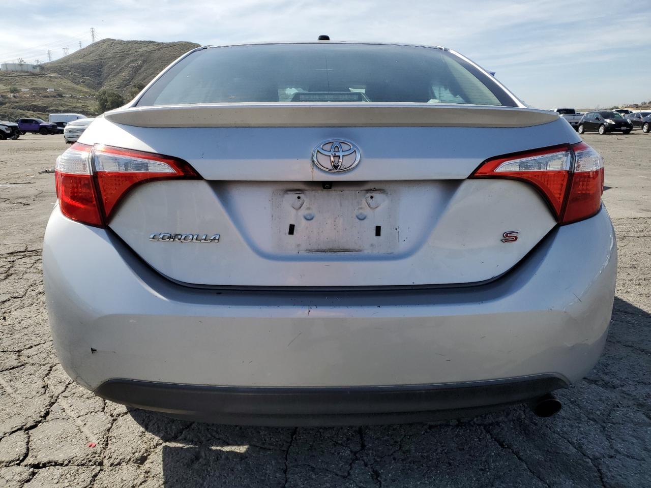 2014 TOYOTA COROLLA L - Image 6