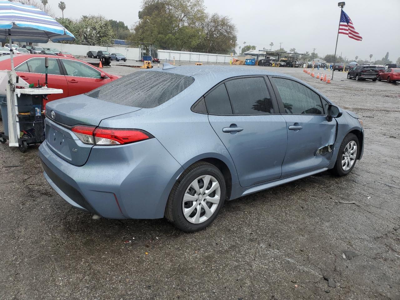2021 TOYOTA COROLLA LE - Фото 3