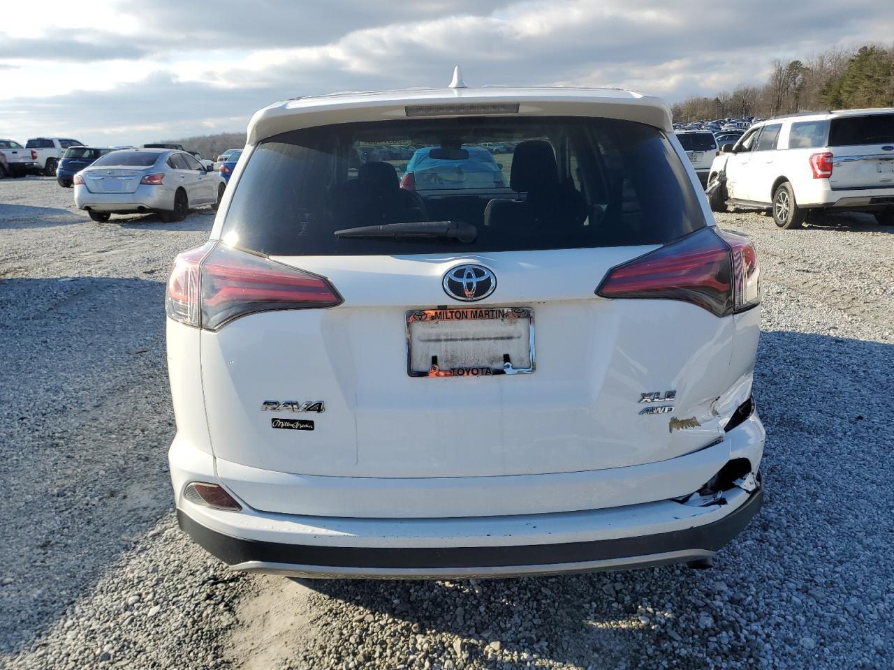 2018 TOYOTA RAV4 ADVEN - Фото 6