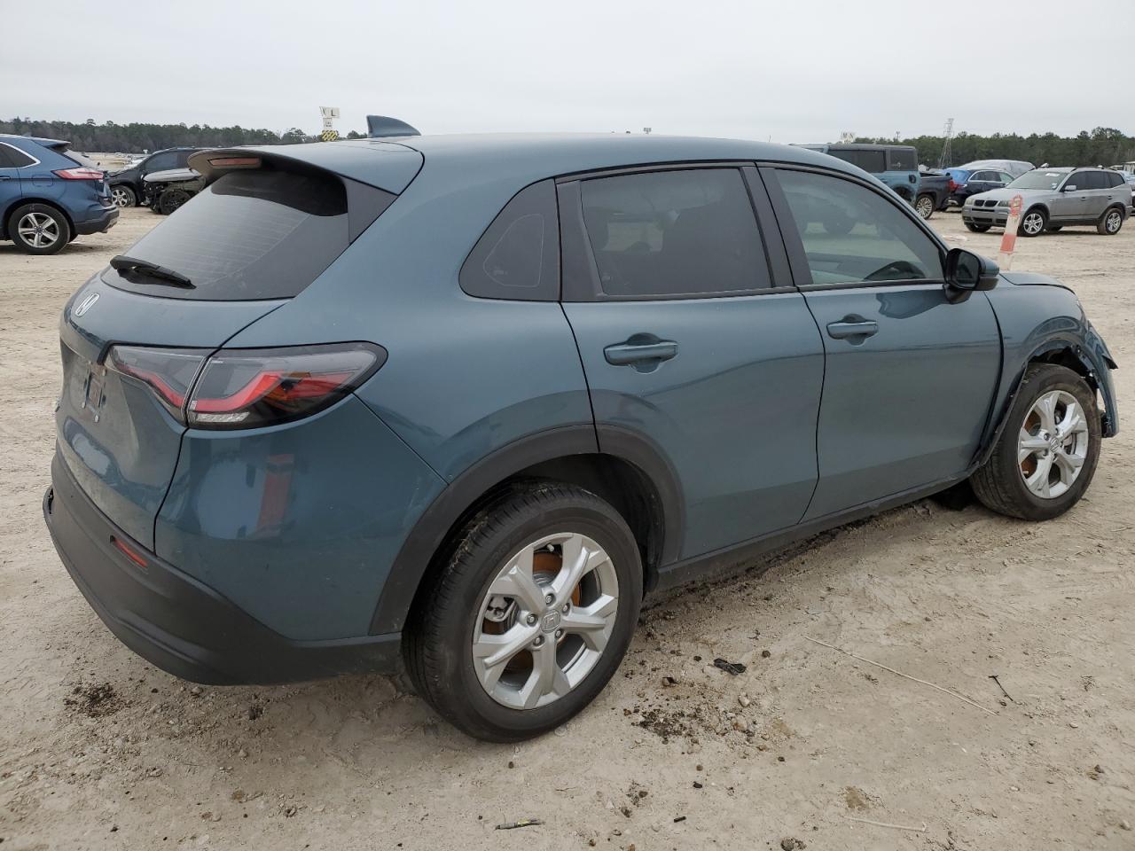 2025 HONDA HR-V LX - Image 3