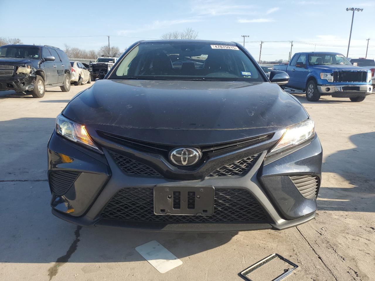 2020 TOYOTA CAMRY SE - Image 5