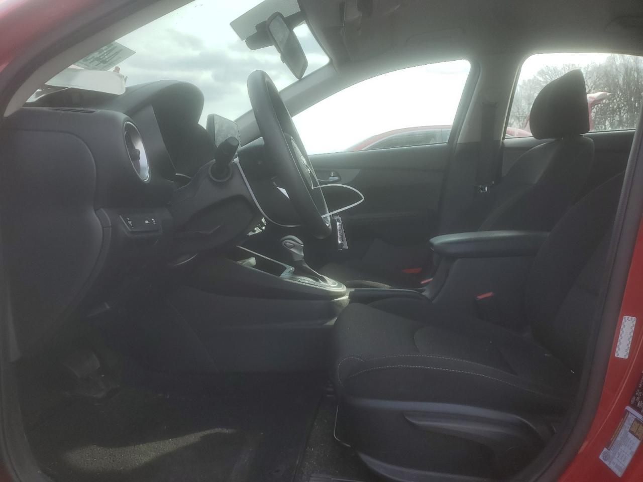 2021 KIA FORTE FE - Image 7
