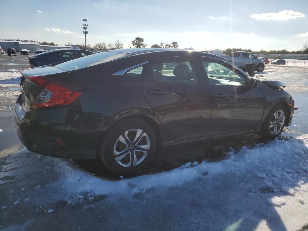 2017 HONDA CIVIC LX - Image 3