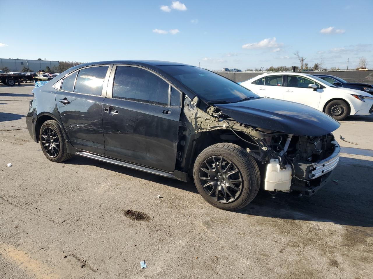 2020 TOYOTA COROLLA LE - Фото 4
