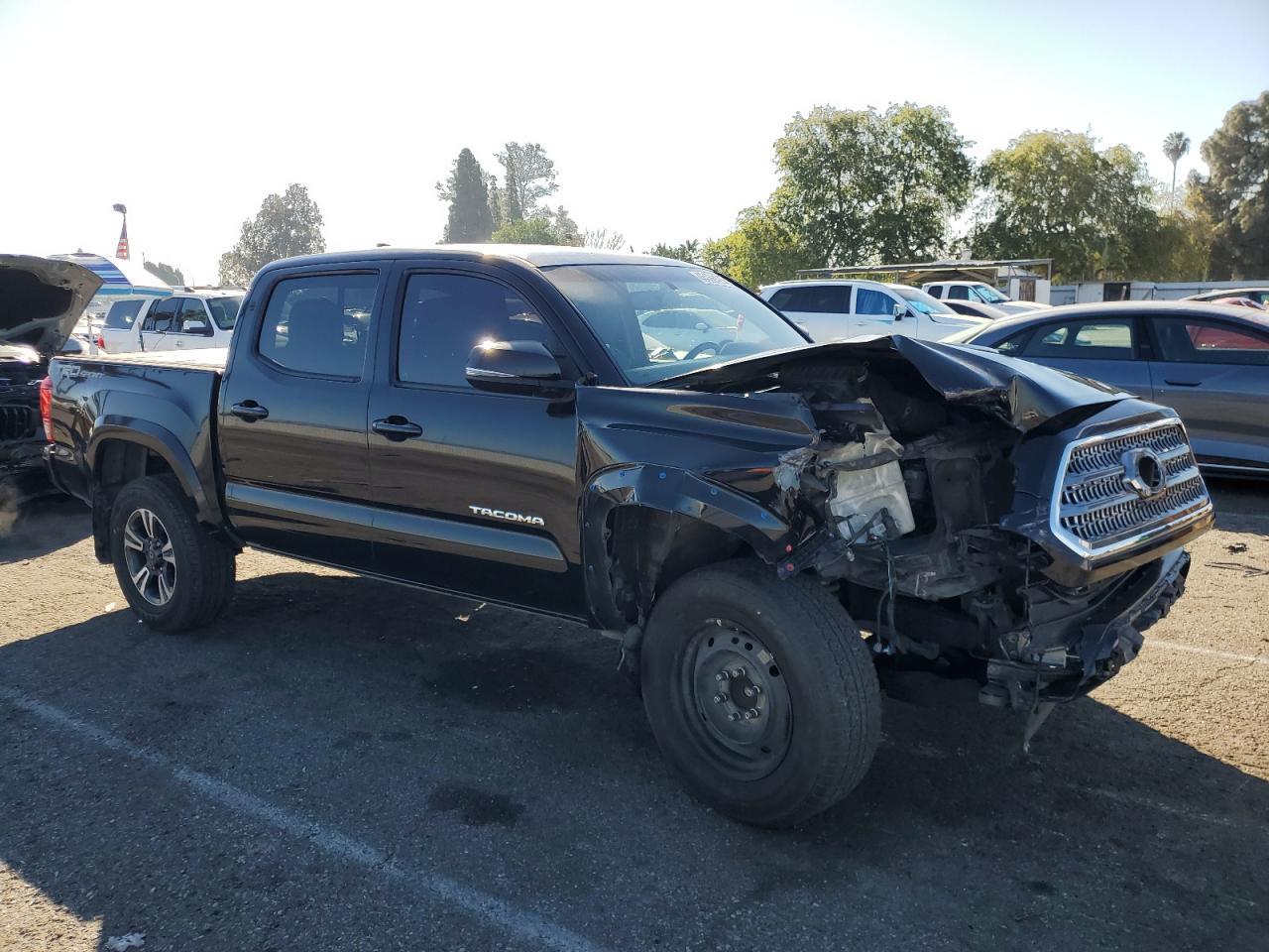 2016 TOYOTA TACOMA DOU - Фото 4