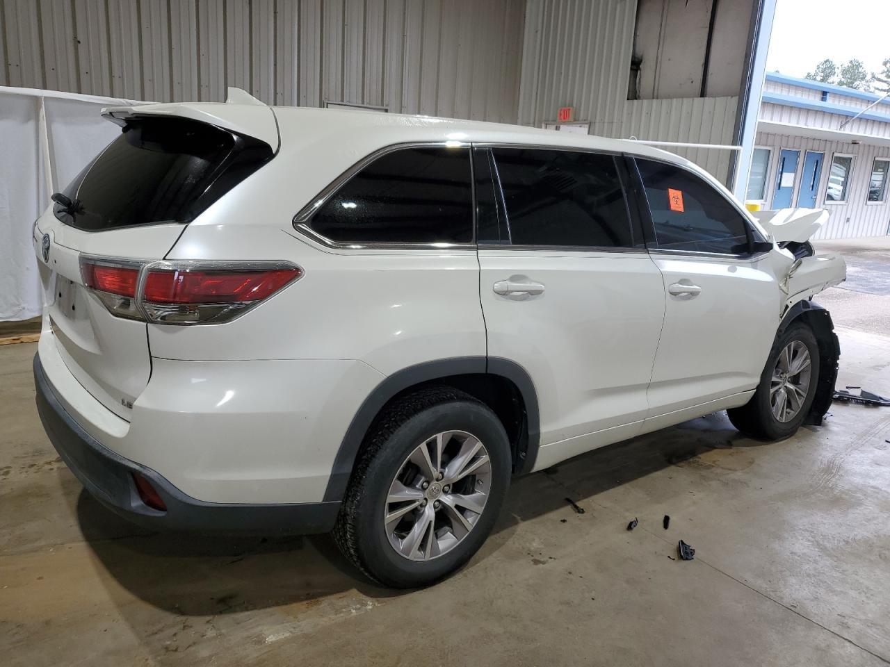 2015 TOYOTA HIGHLANDER - Фото 3