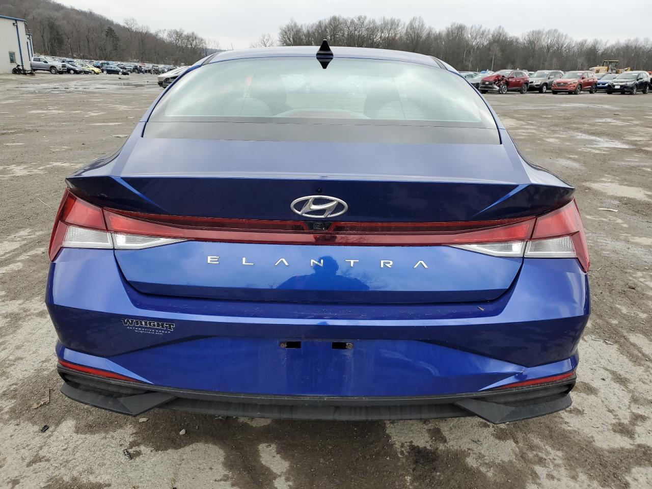 2023 HYUNDAI ELANTRA SE - Фото 6