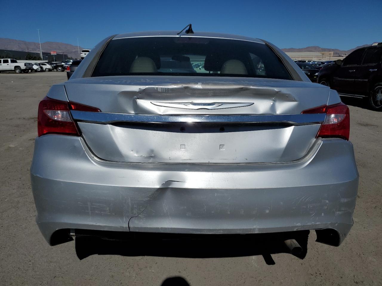 2012 CHRYSLER 200 LX - Image 6