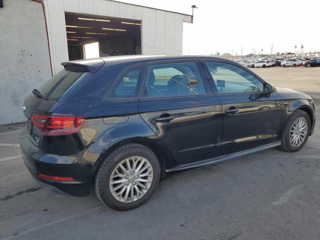2016 AUDI A3 E-TRON - Image 3